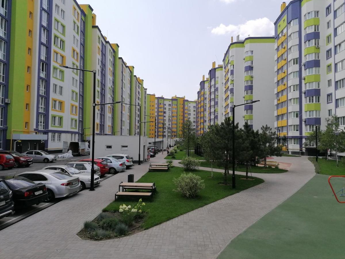 קייב 094 Жк Щасливий Нова Та Сучасна Квартира מראה חיצוני תמונה